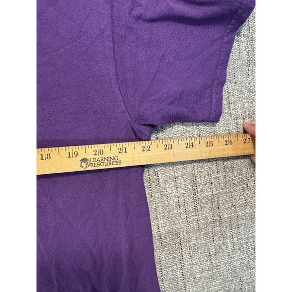 Stranger Things T Shirt‎ Hawkins Middle School A.V. Club Purple Size Xtra Large - Picture 8 of 14